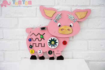 54876_Бизиборд «Смелый поросёнок»_1 (1)