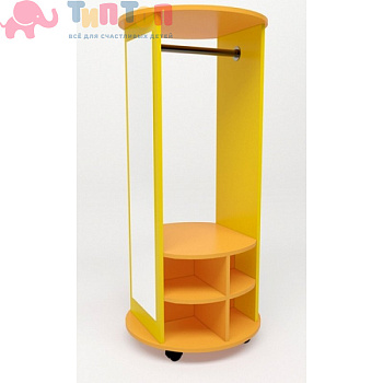 ugolok-ryazhenya-s-zerkalom-vid-2-cvetnoy_0